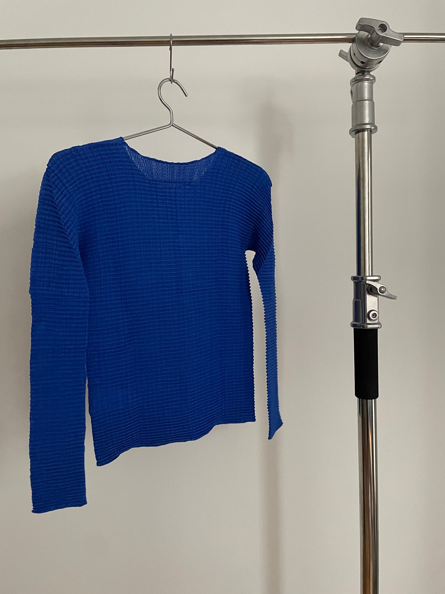 Issey Miyake blue long sleeve pleated top